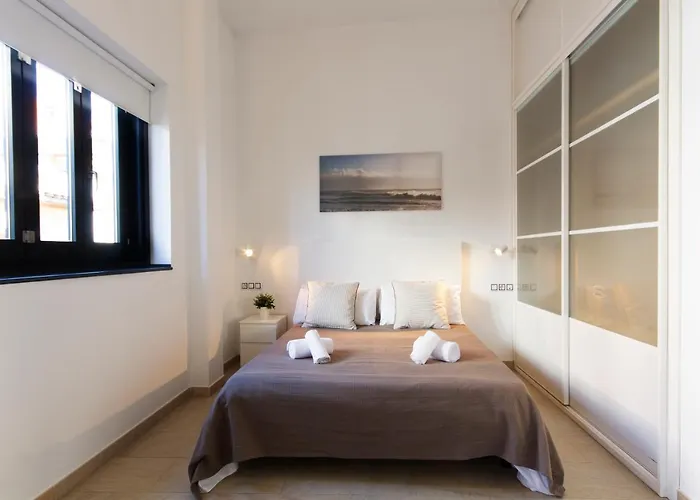 Valentia Apartments - Mercado Central